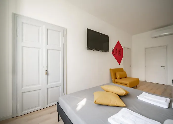 Renzo & Lucia Living Apartman Malgrate