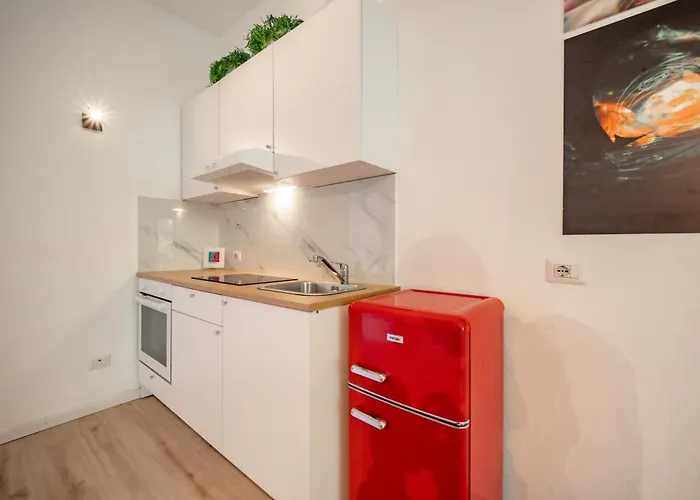 Renzo & Lucia Living Apartman Malgrate