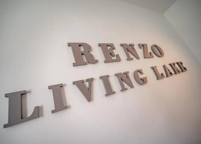 Renzo & Lucia Living