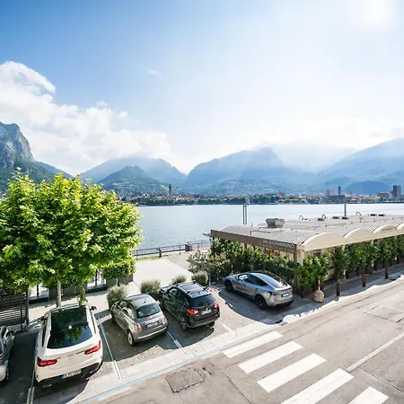 Renzo & Lucia Living Apartamento